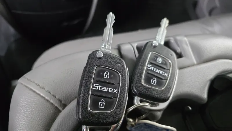 Hyundai Grand Starex
