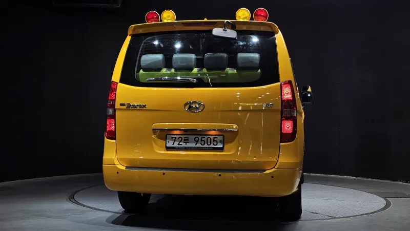 Hyundai Grand Starex