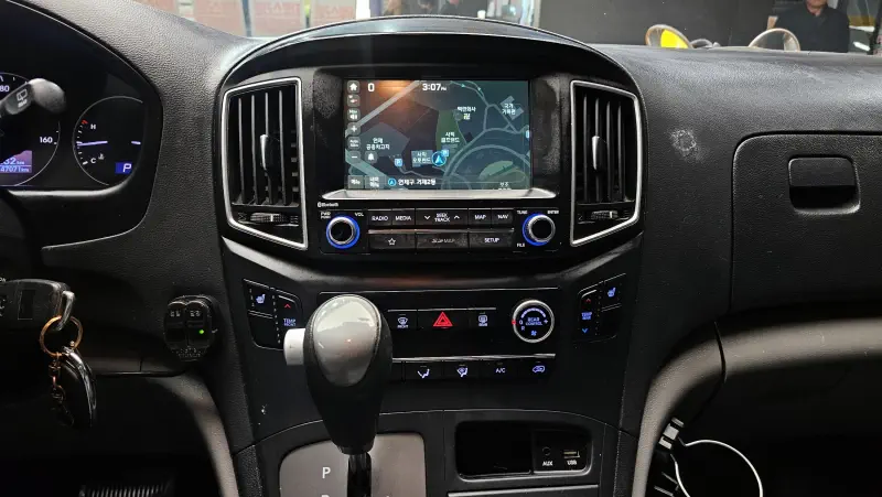 Hyundai Grand Starex