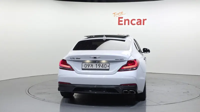 Genesis G70
