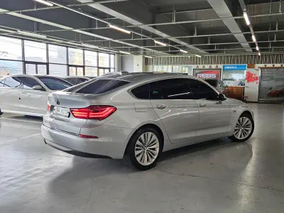 BMW 5-Series Gran Turismo
