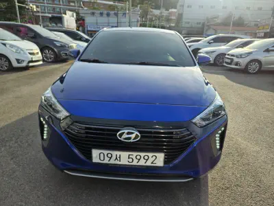 Hyundai Ioniq