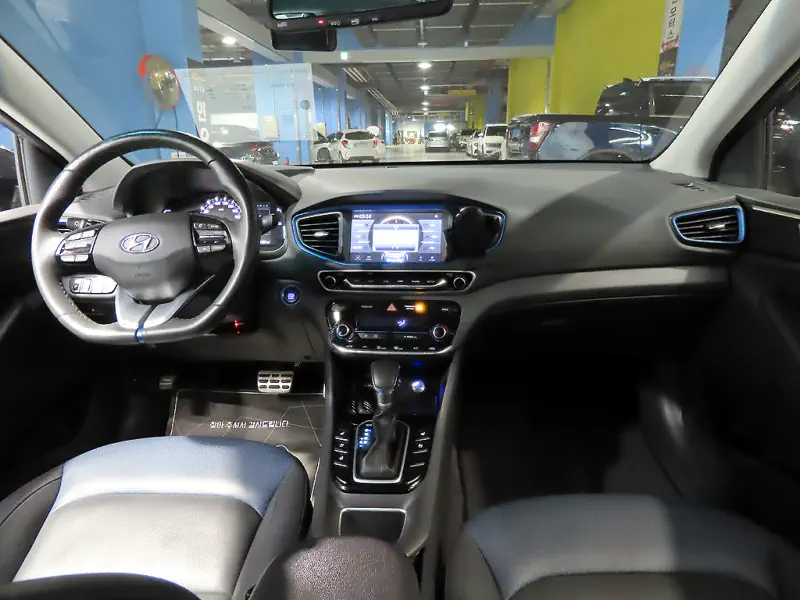 Hyundai Ioniq
