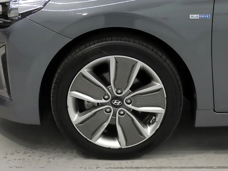 Hyundai Ioniq