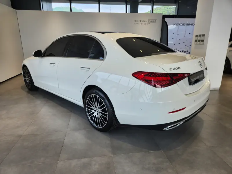 Mercedes-Benz C-Class