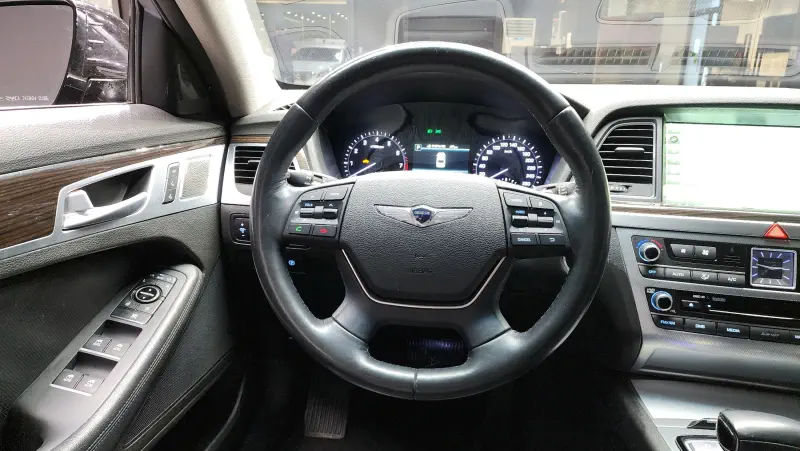 Genesis G80
