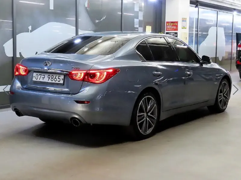 Infiniti Q50