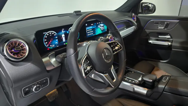 Mercedes-Benz EQB
