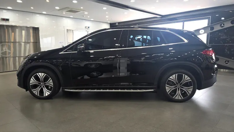 Mercedes-Benz EQE