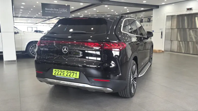 Mercedes-Benz EQE