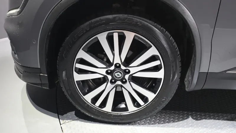 Renault QM6