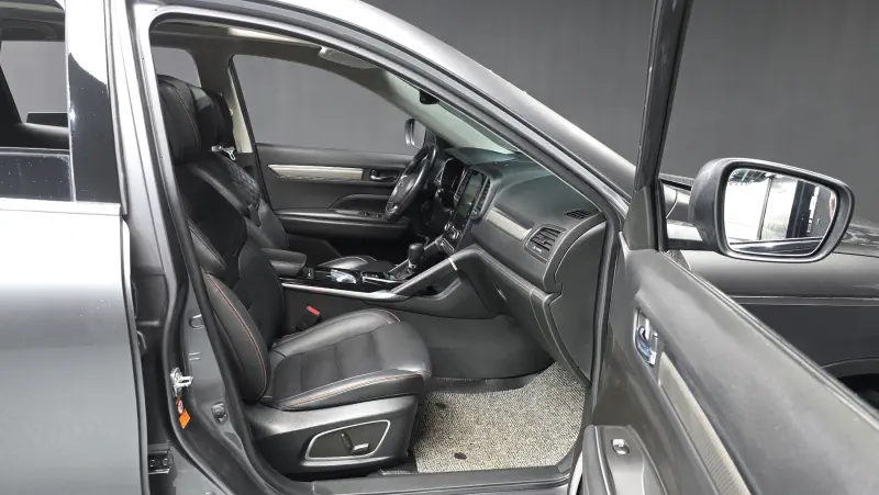 Renault QM6