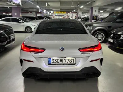 BMW 8-Series