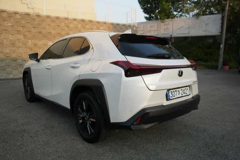 Lexus UX