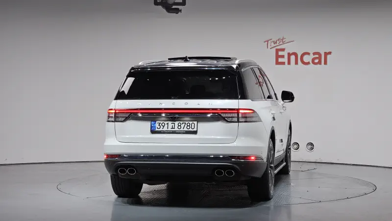 Lincoln Aviator