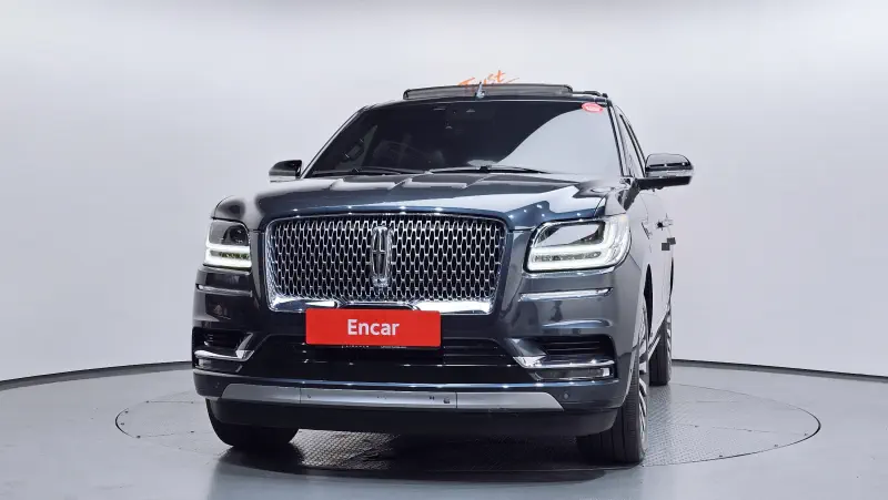 Lincoln Navigator