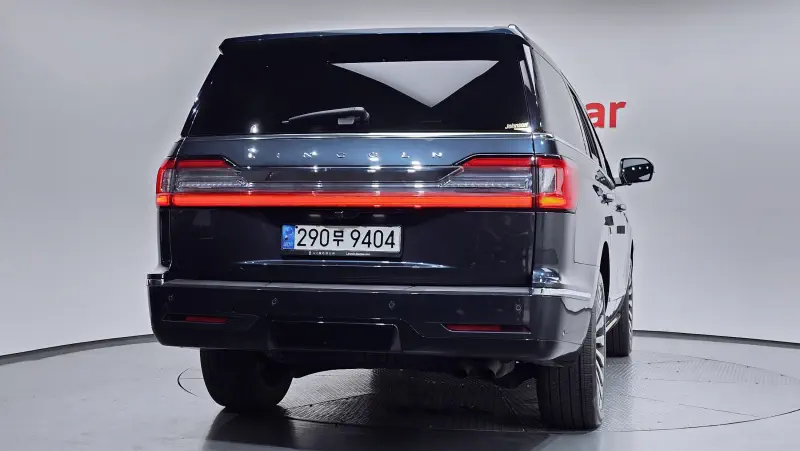 Lincoln Navigator