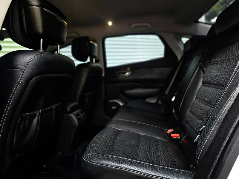 Renault SM6