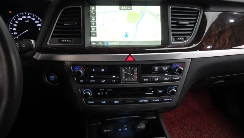 Hyundai Genesis