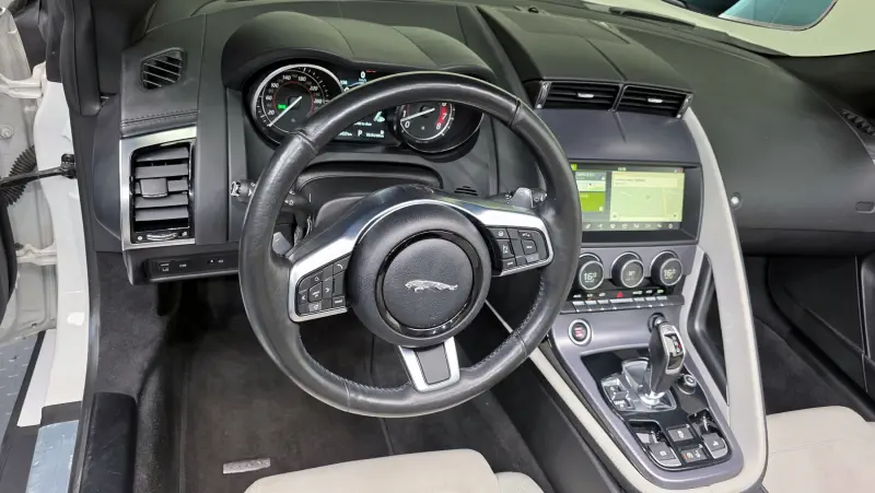 Jaguar F-Type