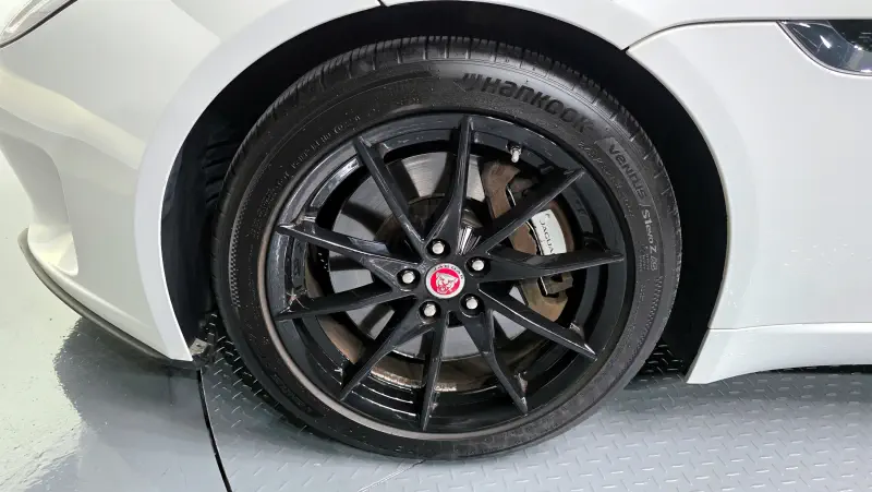Jaguar F-Type