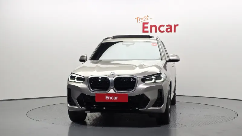 BMW iX3