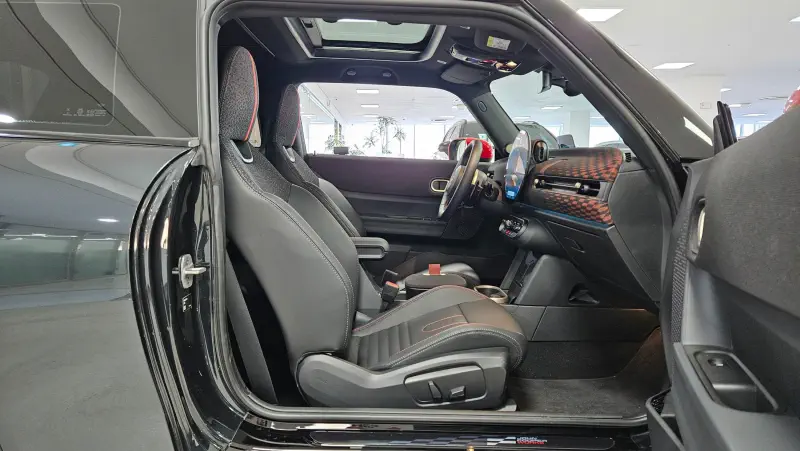 MINI Hatch