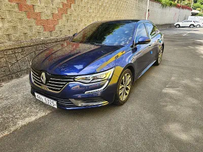 Renault SM6