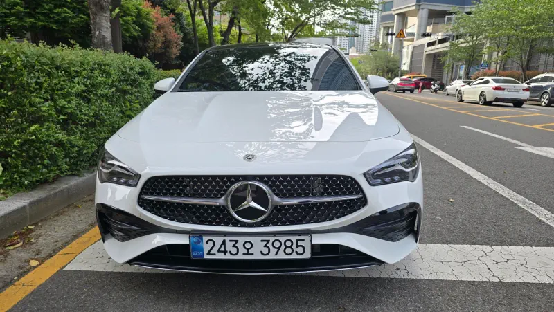Mercedes-Benz CLA-Class