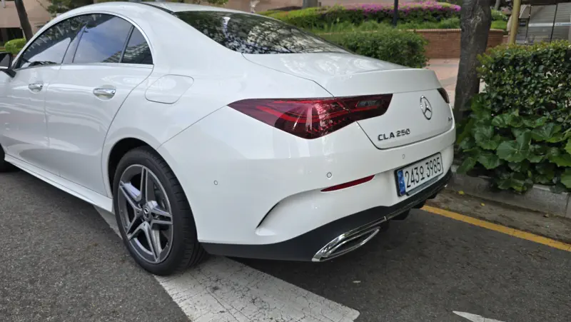 Mercedes-Benz CLA-Class