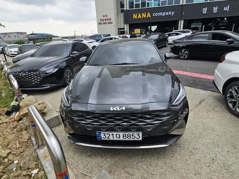 Kia K8