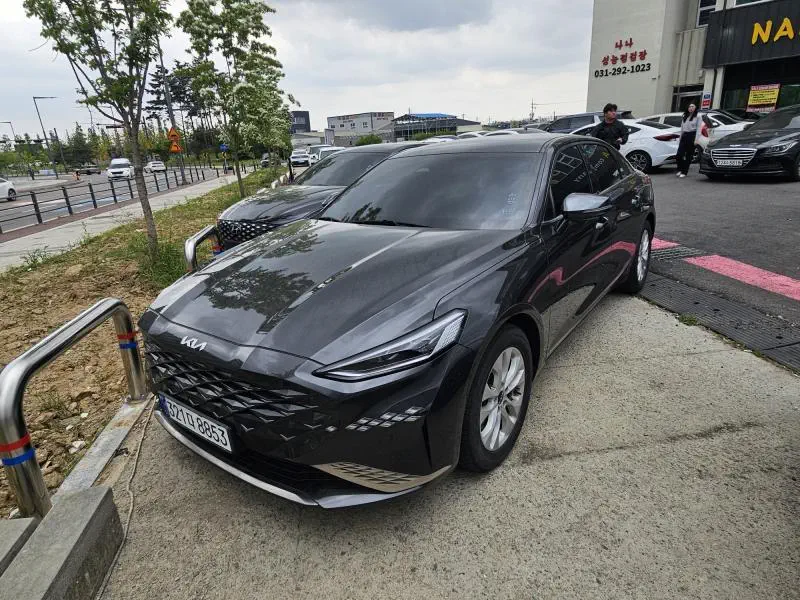 Kia K8