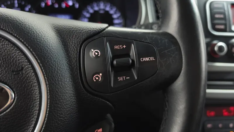 Kia Carens