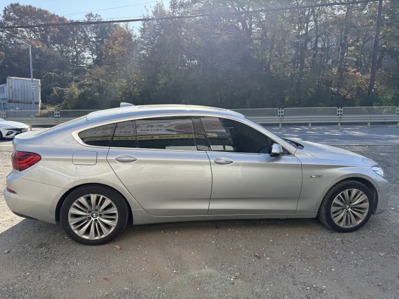 BMW 5-Series Gran Turismo
