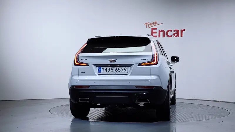 Cadillac XT4