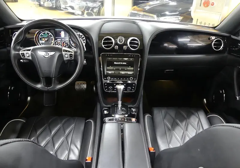 Bentley Flying Spur