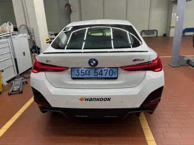 BMW i4