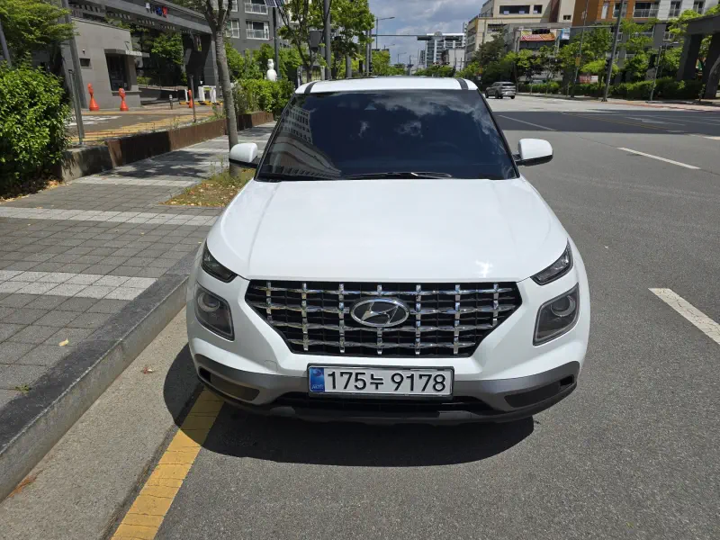 Hyundai Venue