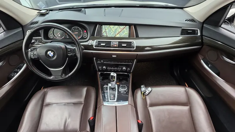 BMW 5-Series Gran Turismo