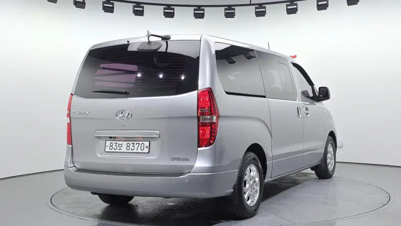 Hyundai Grand Starex