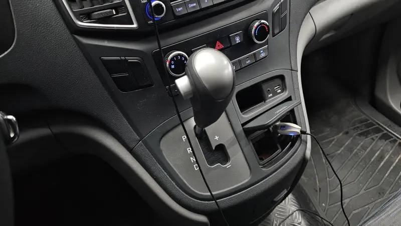 Hyundai Grand Starex