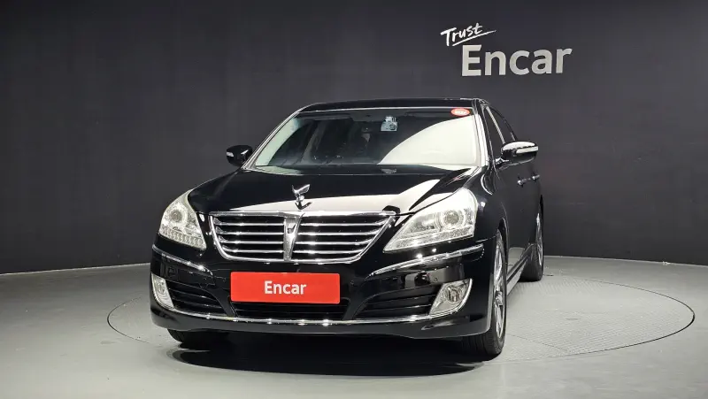Hyundai Equus