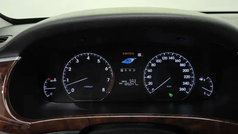 Hyundai Equus