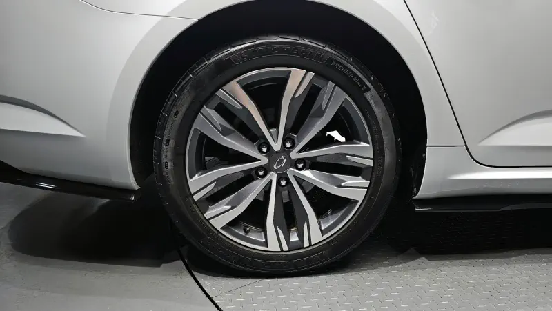 Renault Samsung SM6