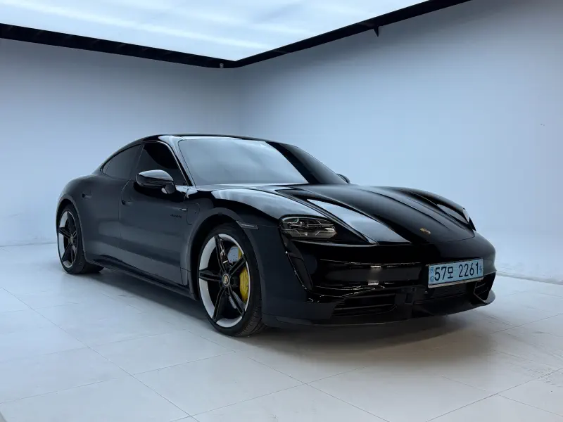 Porsche Taycan