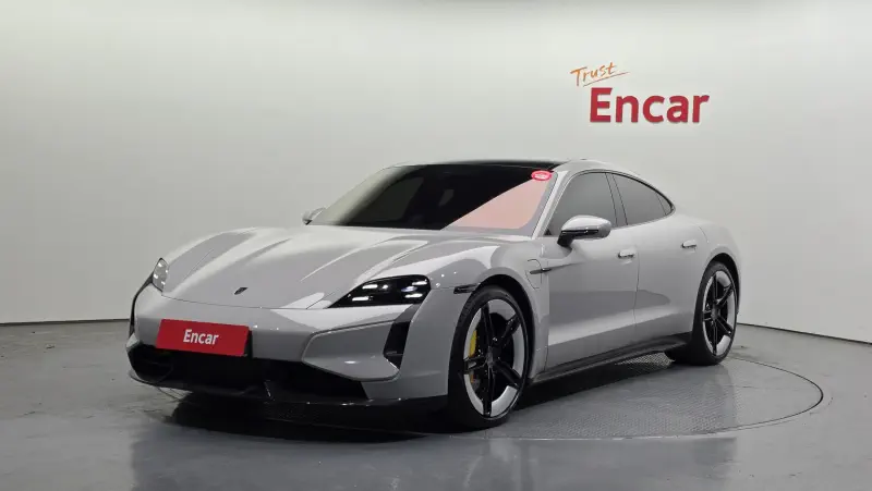 Porsche Taycan