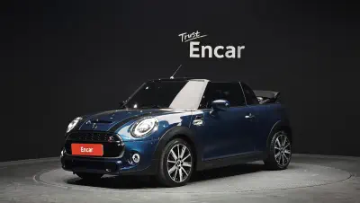 MINI Cooper Convertible
