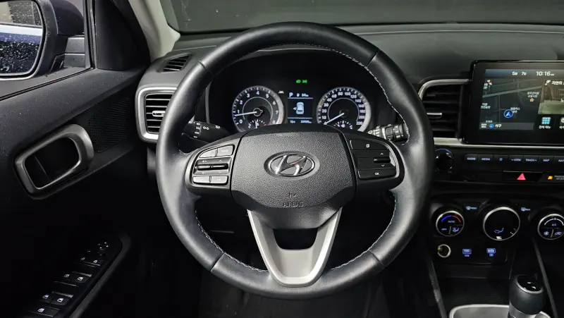 Hyundai Venue