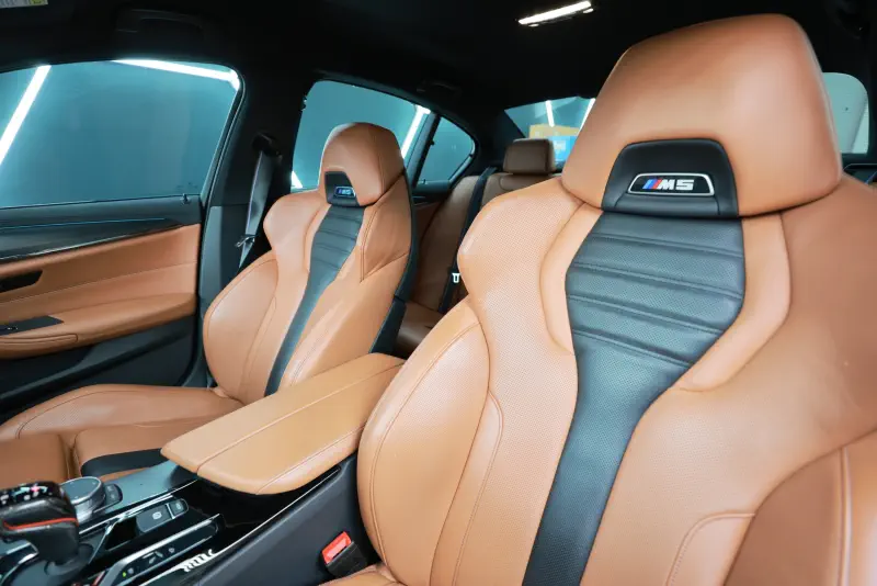 BMW M5