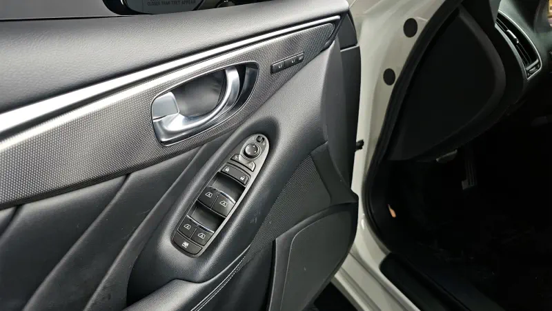 Infiniti Q50